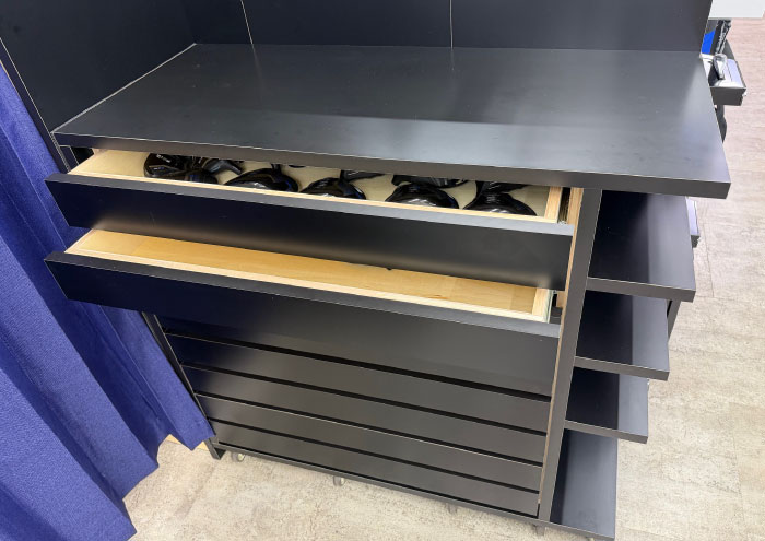 施工事例　ゴルフクラブ収納什器