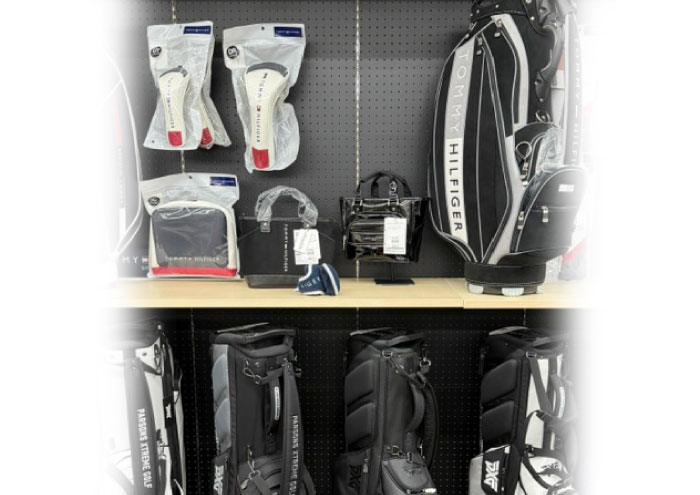 施工事例　キャディーバッグ壁面什器