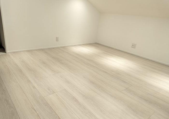 ロフト部屋の床